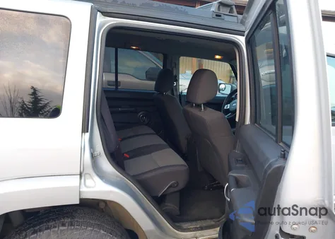 2010 Jeep Commander Sport from USA, damaged, VIN 1J4RG4GK2AC115579